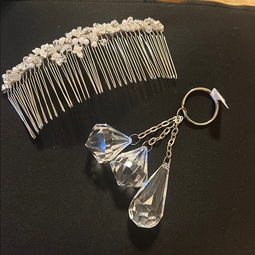 David's Bridal Silver Crystal and Pearl Floral Hair Comb